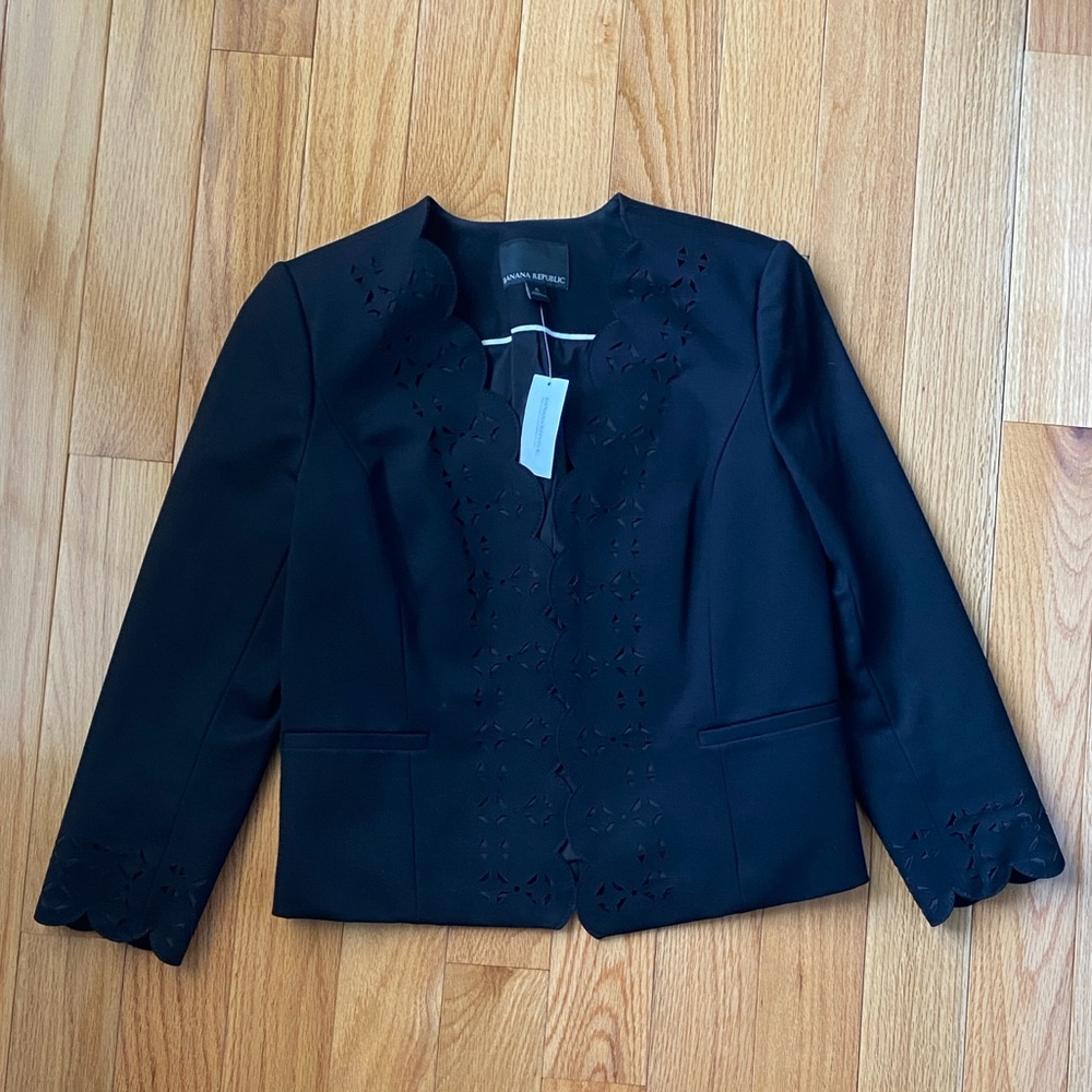 women’s black blazer/suit jacket Banana Republic
